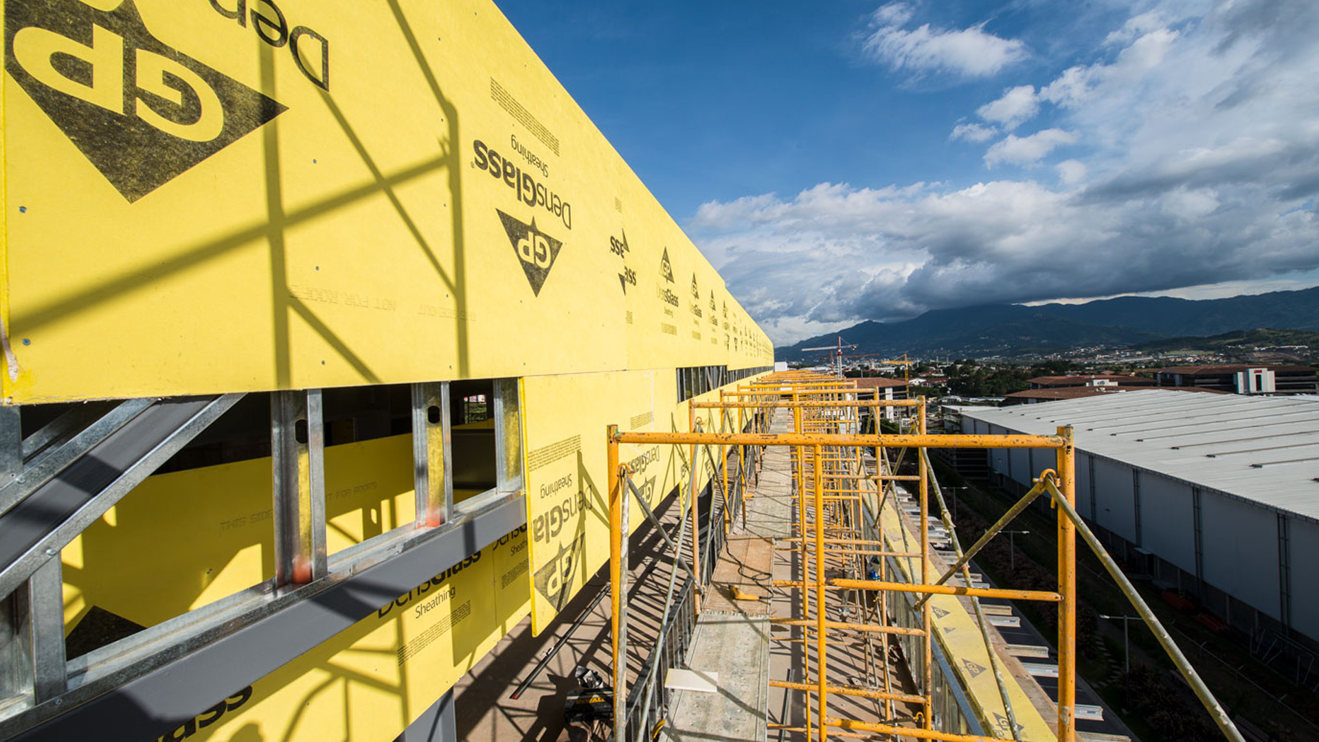 Trabajos externos en la torre