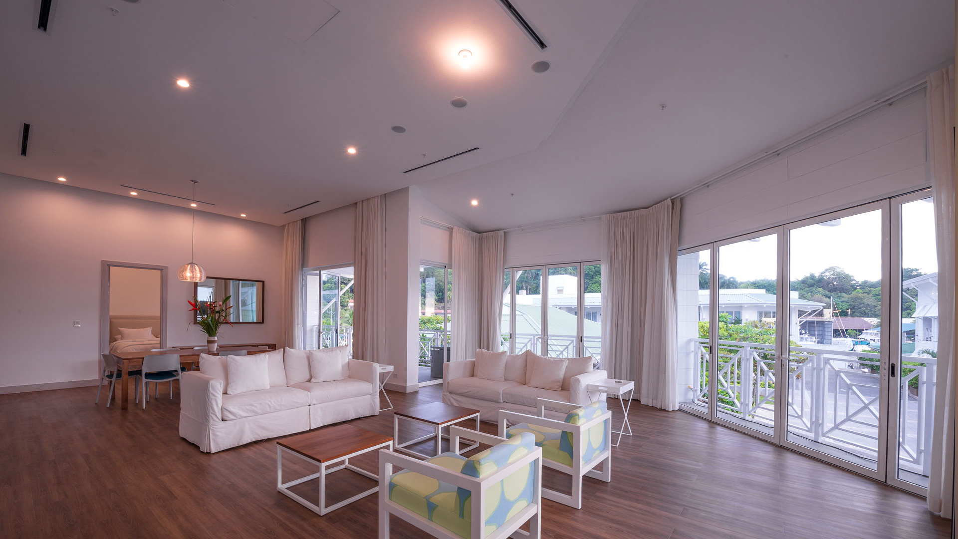 Pisos laminados en apartamento